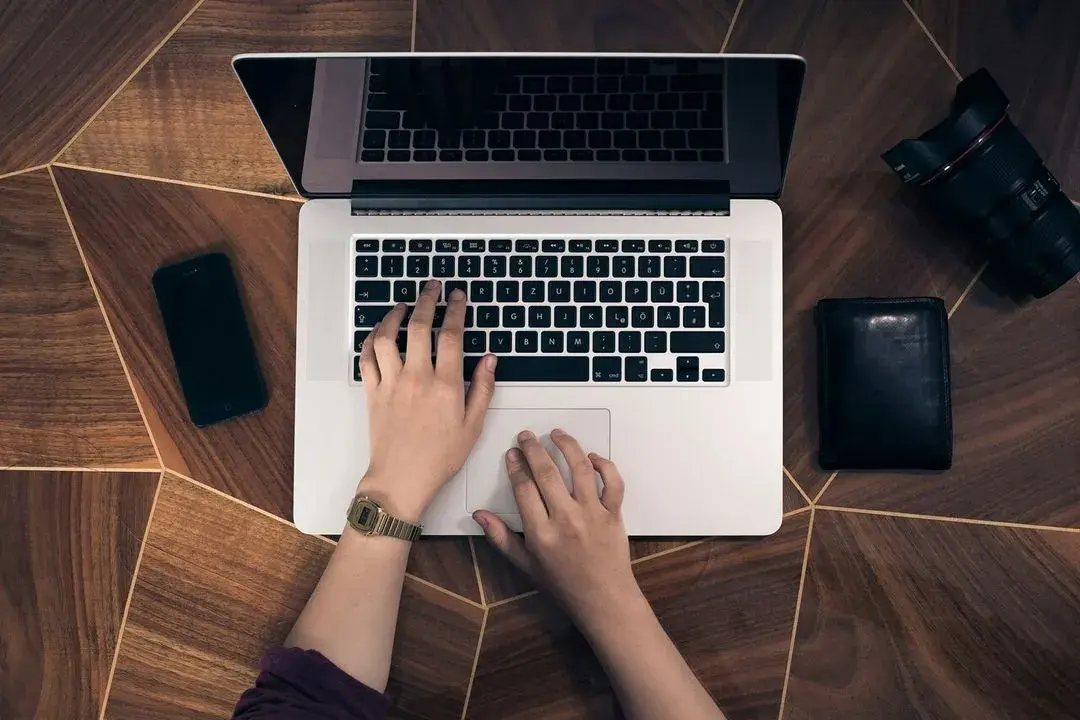 Top 8 Webflow Mistakes to Avoid for Beginners — article on the Devdwell blog
