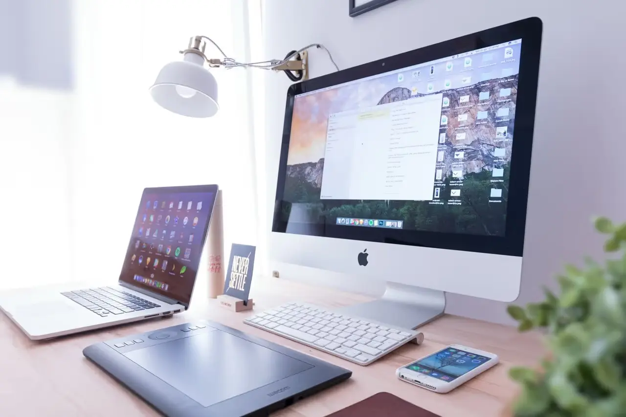 What Makes Webflow the Ideal Platform for Web Agencies? — article on the Devdwell blog